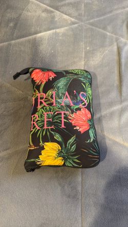 Collapsible Victoria’s Secret Weekend Bag