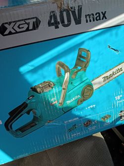 Makita Chainsaw New / Motosierra nueva