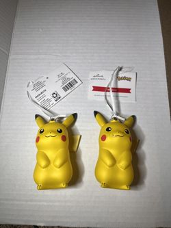 Hallmark Pokémon Pikachu Ornament Set – 2 Glass Ornaments