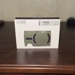 Ridge Slim RFID blocking Wallet (MagSafe Compatible)