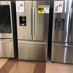 Bosch French Door Refrigerator With External Water 💧  AND  Ice Dispenser 💥💥 43XK 