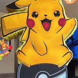 Pikachu Pokémon Pinata/on Sale !!