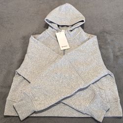 Lulu Zip Up 