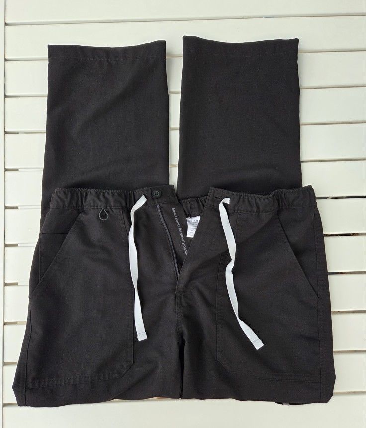 Figs Men's Zip Fly
Cairo Cargo Scrub Pants Size Medium Style # TM3001 PO # 1605