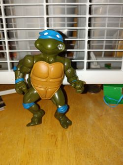 2015 loose Leonardo retro figure