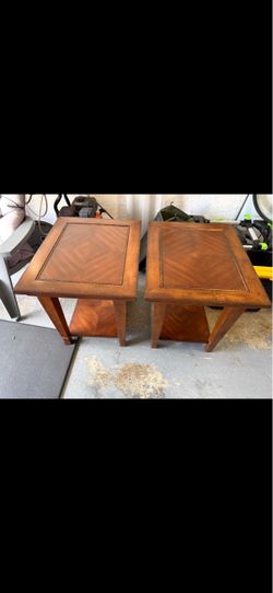 Nice end tables