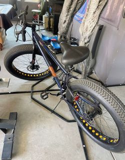 Triax Fracture Fat Tire 26 Bike