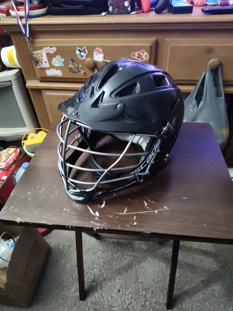 Cascade Lacrosse Helmet