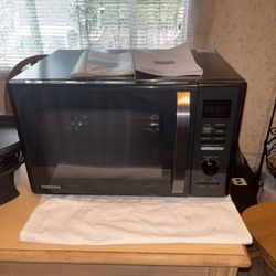 Toshiba 6 in 1 Oven/Microwave