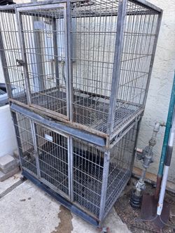 Double stack dog crate