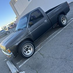 1993 Nissan Pickup $3,200
