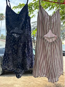Hollister rompers size small