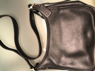 Authentic black leather Coach purse like new!