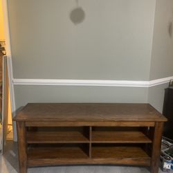 Entertainment/TV Stand
