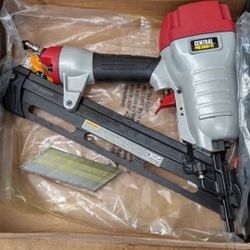 Central Pneumatic 34° Finish Nailer
