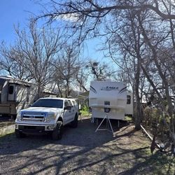 2011 Jayco 5th WHEEL ONE OWNER