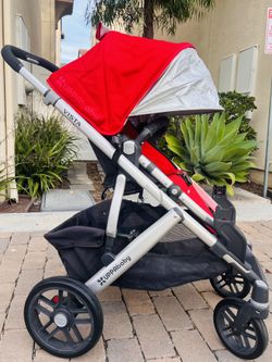 UPPAbaby Vista Stroller + Bassinet | Newborn Ready | Super Clean | Mom Favorite
