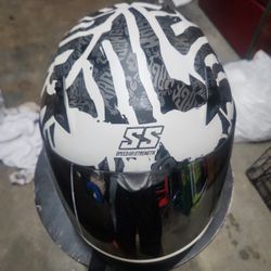 Mens Motorcycle Helmet 
