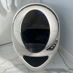 Whisker Litter-Robot 3 Connect - WiFi Enabled Automatic Self-Cleaning Cat Litter Box, White