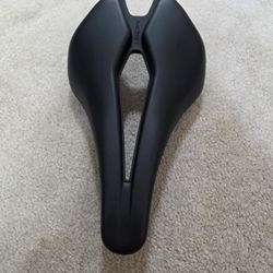 MOST Lynx Aircross Saddle / bicycle seat