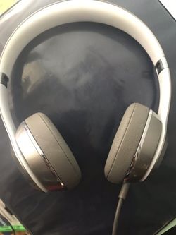 Beats solo 2 wired