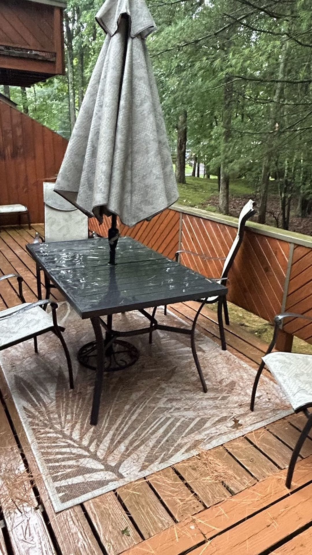 Patio Set With Umbrella And 8 Chairs