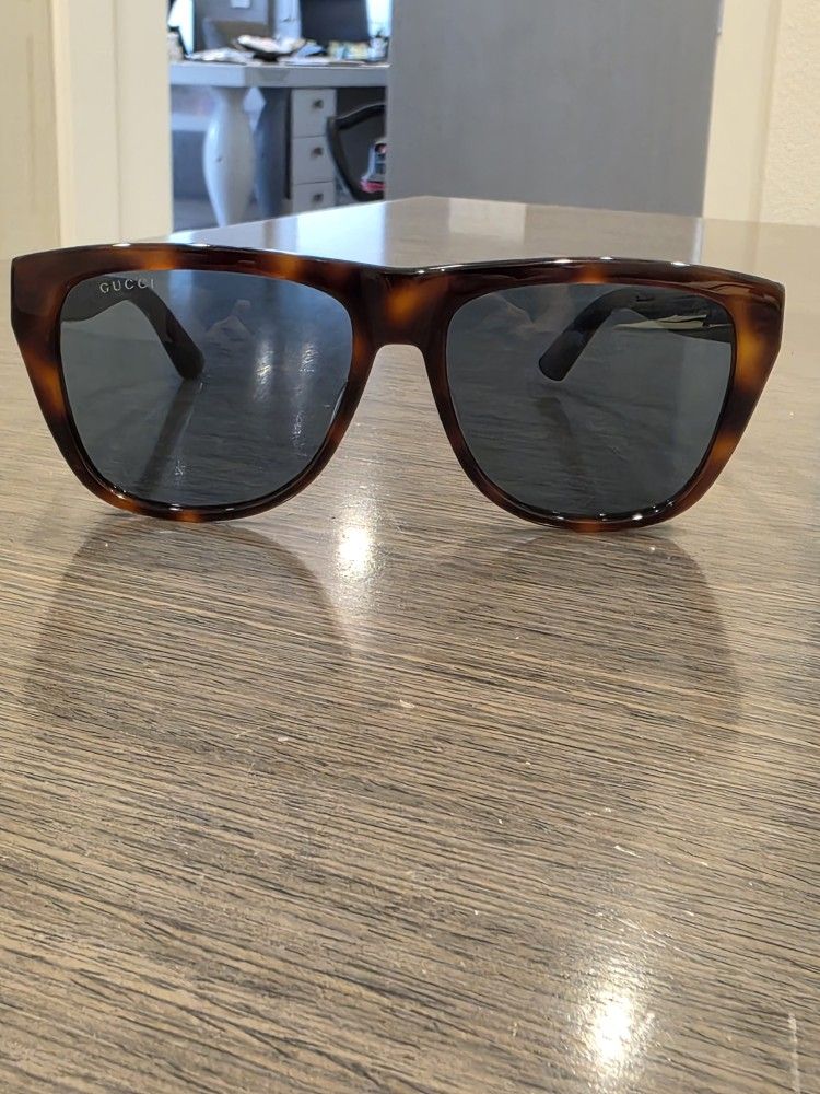 Gucci Sunglasses GG0926S