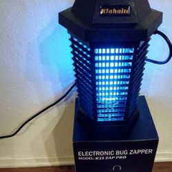 Bug Zapper New With Extra Light $25 Firm Price Available Now 