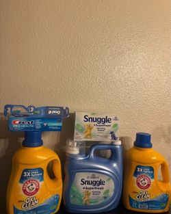 Arm & Hammer and Snuggle Bundle