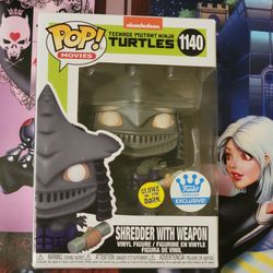 Funko Pop Vinyl:Shredder with Weapon #1140 (damaged box read description) 🌊🦫🌊