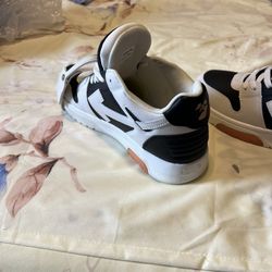 Off White Size 9.5 Brand New 