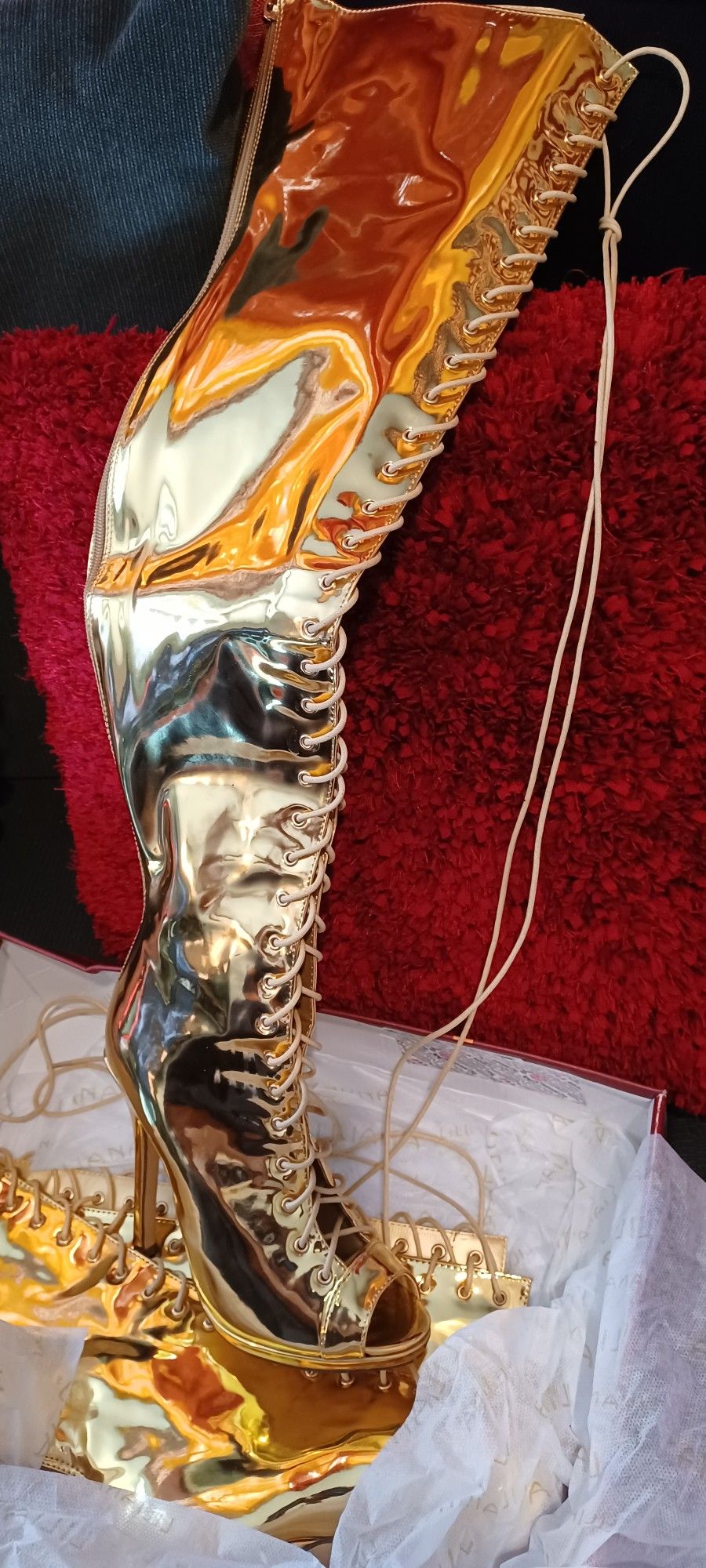 LILIANA. Size 5.5