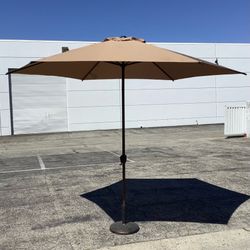 9 Feet Market Patio Umbrella