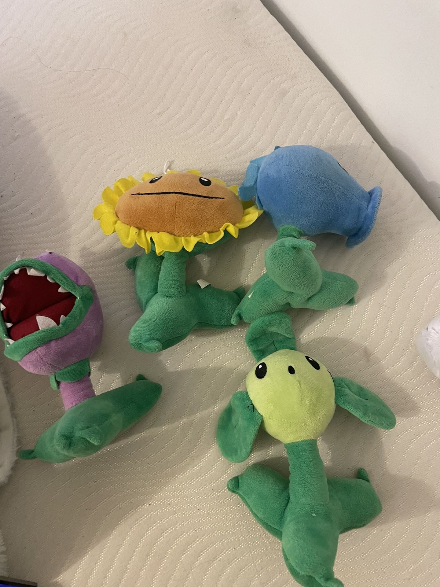 Plants Vs Zombies Plushies