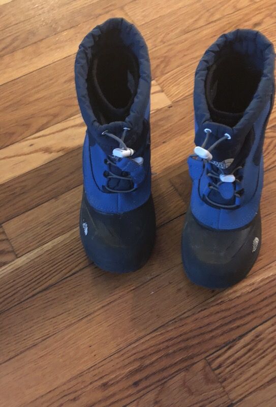 Boy NorthFace Boots Size3