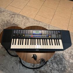 Yamaha PSR-78 Keyboard (Works Excellent)(Funciona Excelente)