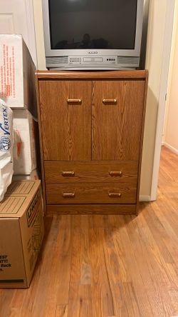 Bedroom Cabinet 