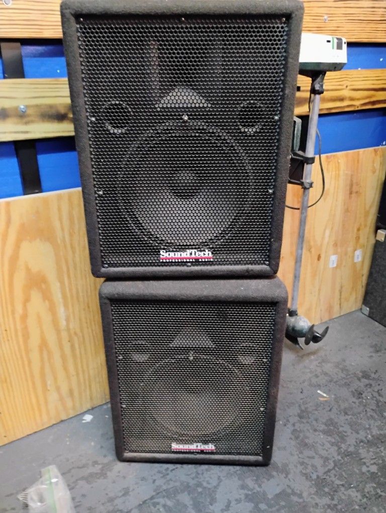 Set of Sound Tech Model S-12
