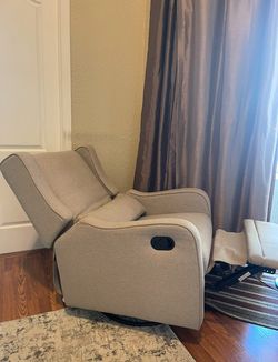 NURSERY GLIDER ROCKER