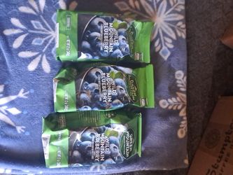 Green Mountain Wild mountain blueberry ground coffee