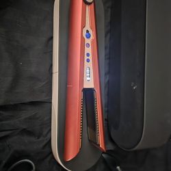 $560 Hair Straightener (Thats Crazy Asf ) Come Get For $250