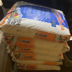 Mapei Ultracolor Grout. Frost.