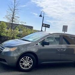 2014 Honda Odyssey EX FWD With