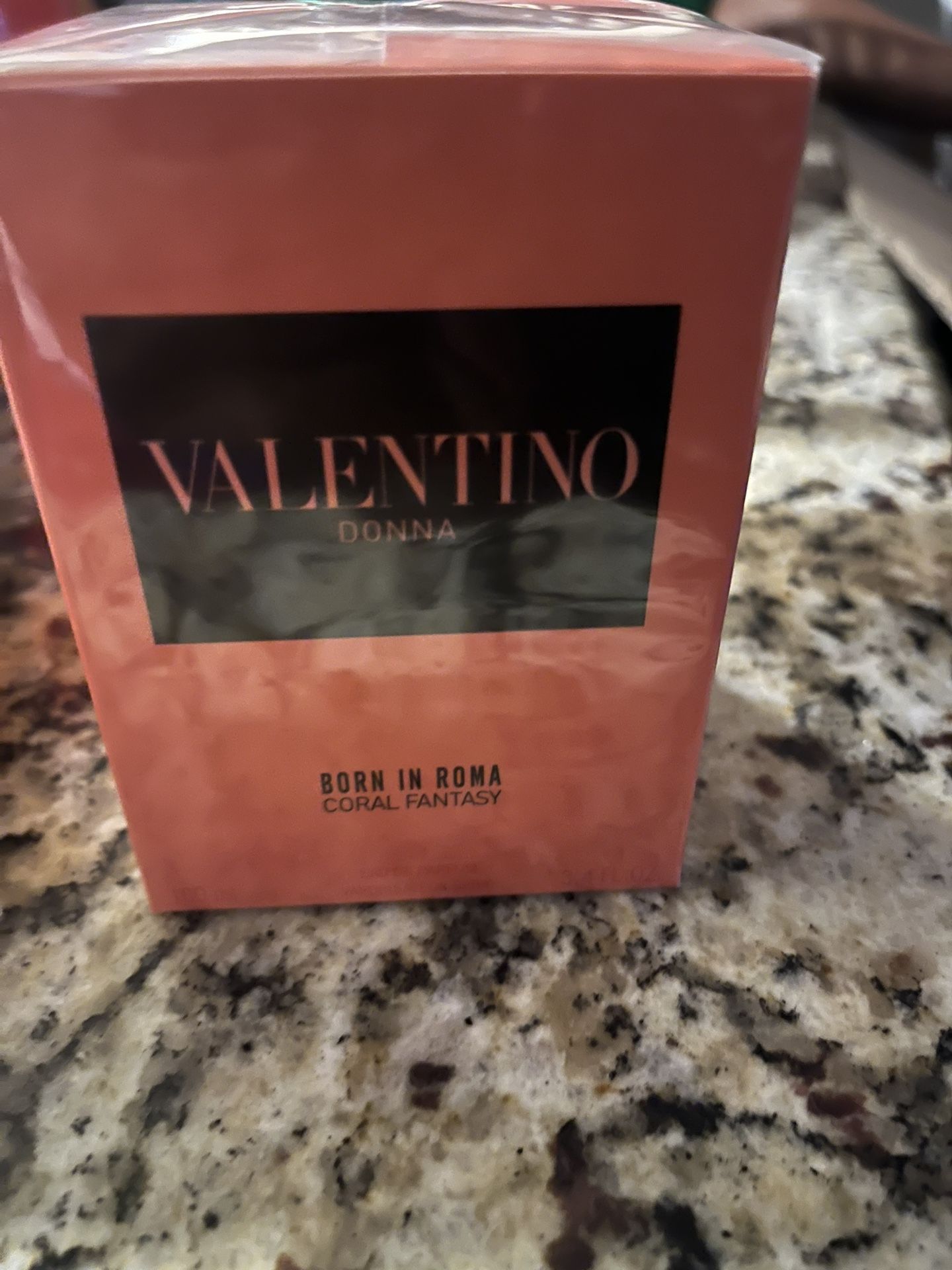 VALENTINO PERFUME
