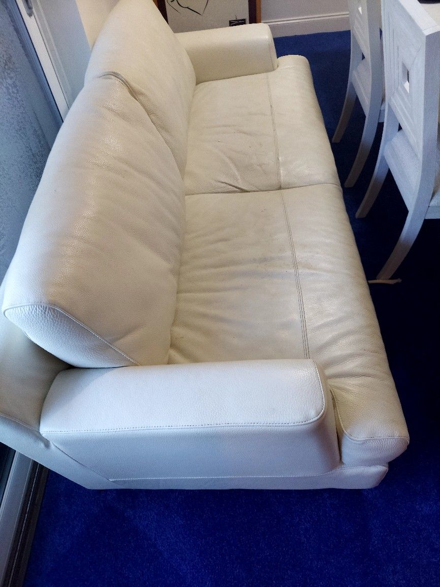 Weather couch designer