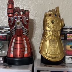 THANOS/ IRON MAN GAUNTLET