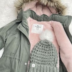 Abercrombie & Fitch Girls Parka & Beanie 