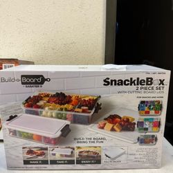 Sabatier Snacklebox 2-piece Set with Cutting Board Lids