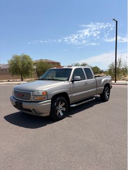 2003 GMC Denali Quadrasteer