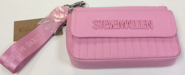 Steve Madden Bhaines Everyday Wallet In Bright Fondant Pink Shade Featuring The Bold Embossed Logo